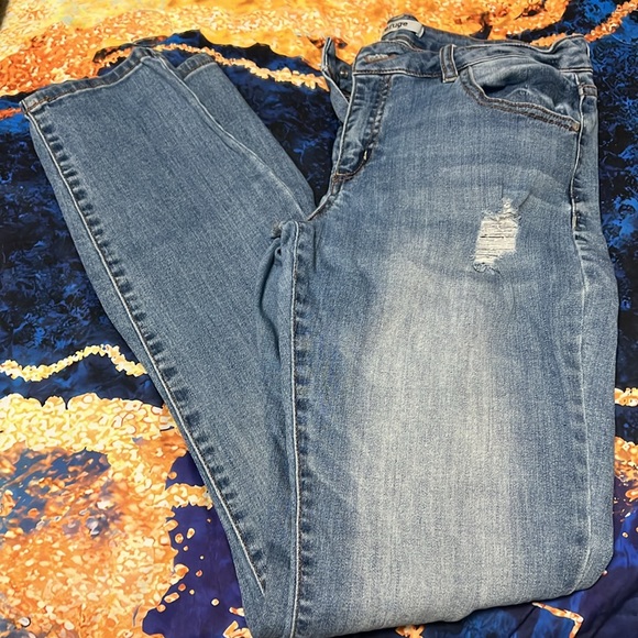 Nice jeans - Picture 2 of 3